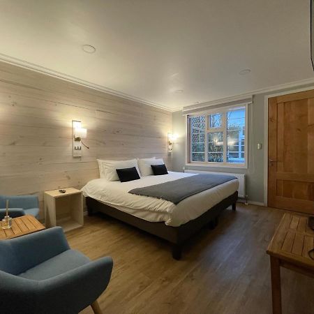 Hostal Boutique Puerta Roja Punta Arenas Dış mekan fotoğraf