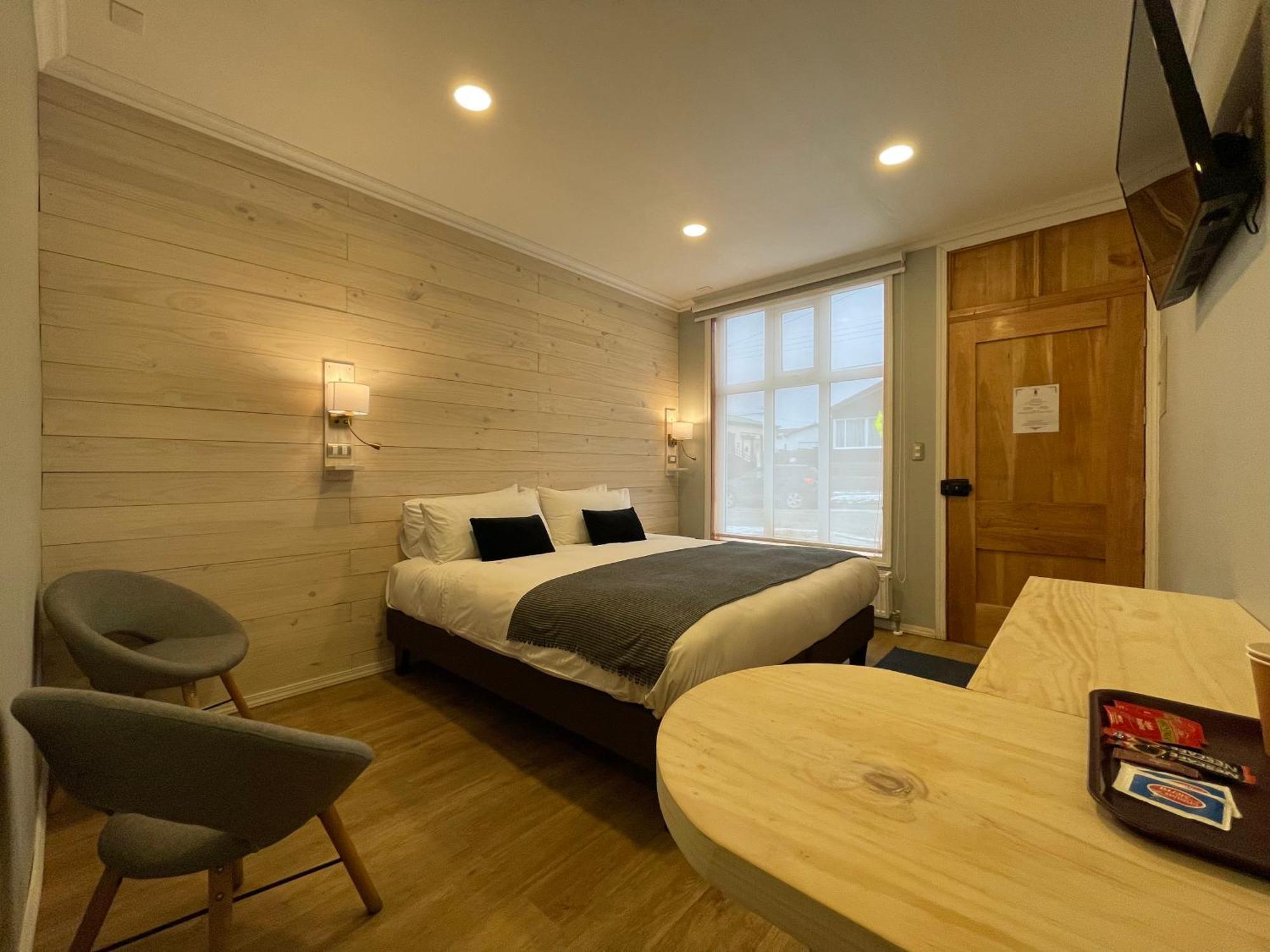 Hostal Boutique Puerta Roja Punta Arenas Dış mekan fotoğraf