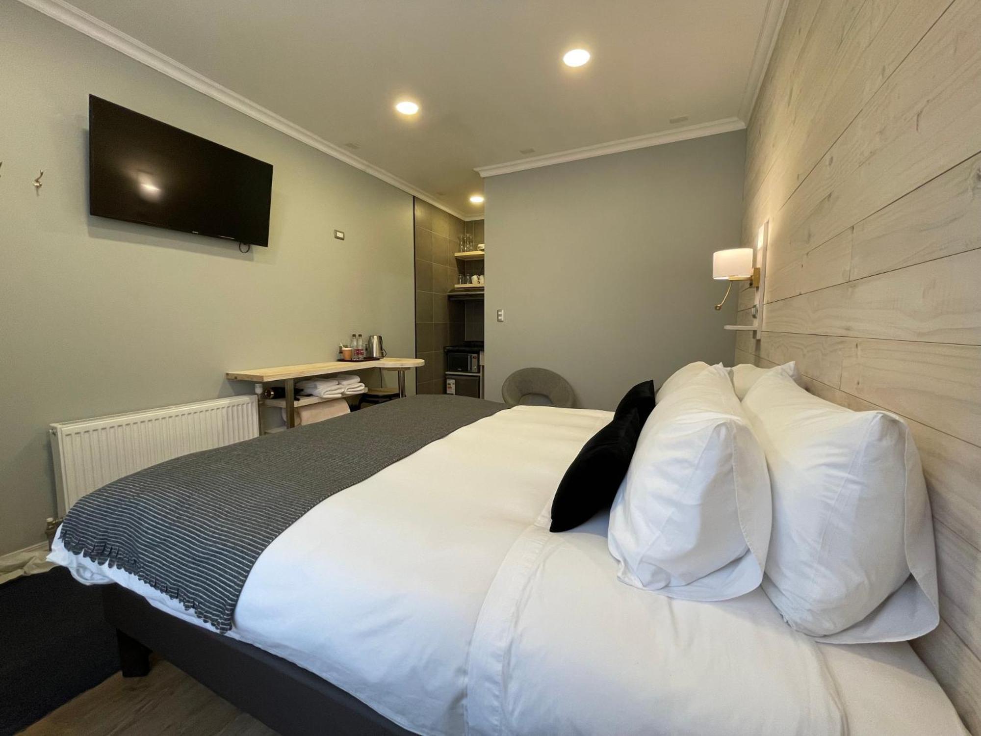 Hostal Boutique Puerta Roja Punta Arenas Dış mekan fotoğraf