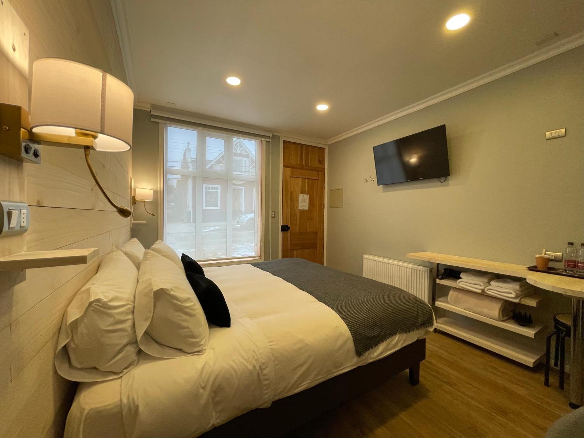 Hostal Boutique Puerta Roja Punta Arenas Dış mekan fotoğraf