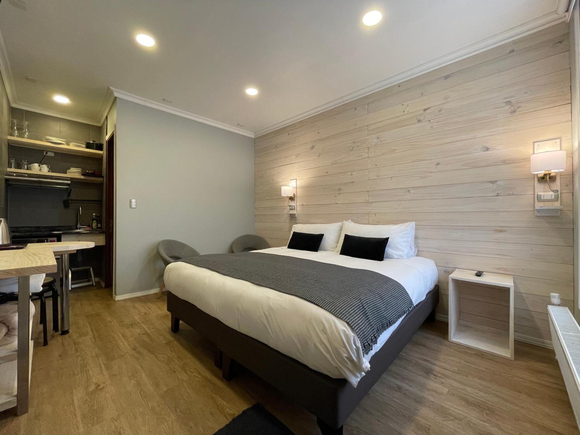 Hostal Boutique Puerta Roja Punta Arenas Dış mekan fotoğraf