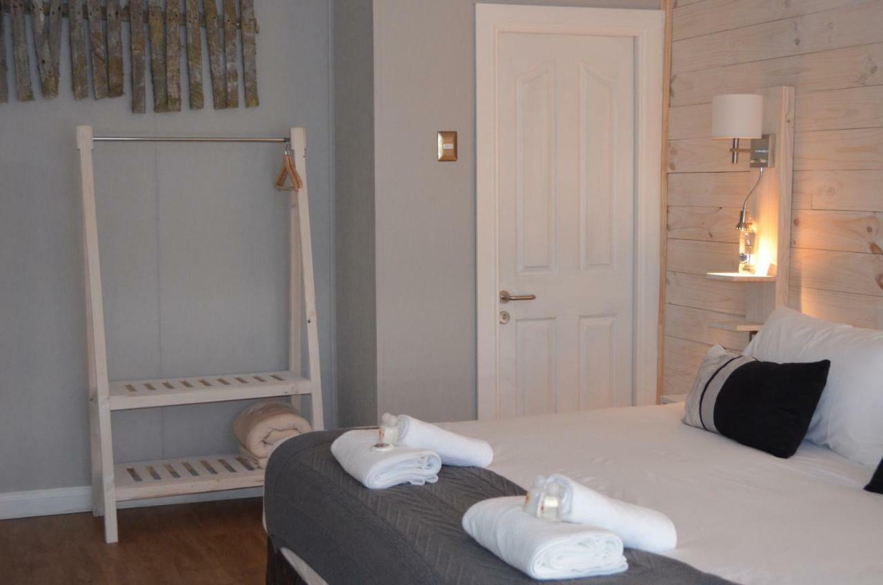 Hostal Boutique Puerta Roja Punta Arenas Dış mekan fotoğraf