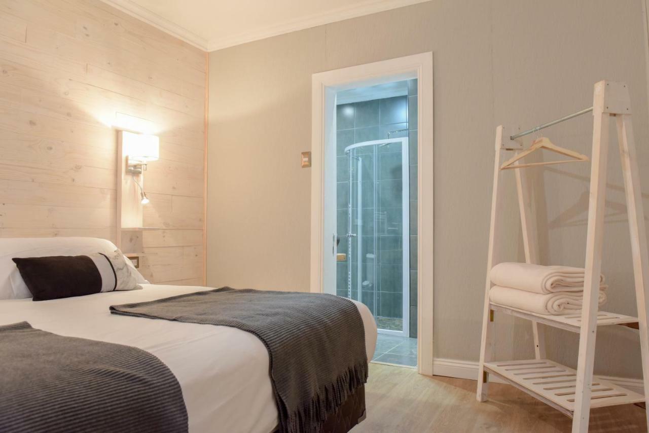Hostal Boutique Puerta Roja Punta Arenas Dış mekan fotoğraf